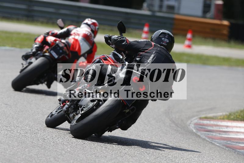 /27 12.06.2025 Ducati Schweiz Trackday Warmup  ADR/gruen-vert/35